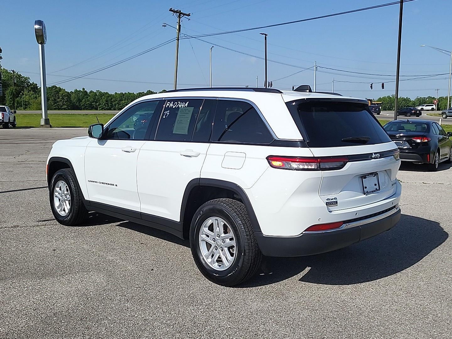 2023 Jeep Grand Cherokee Laredo