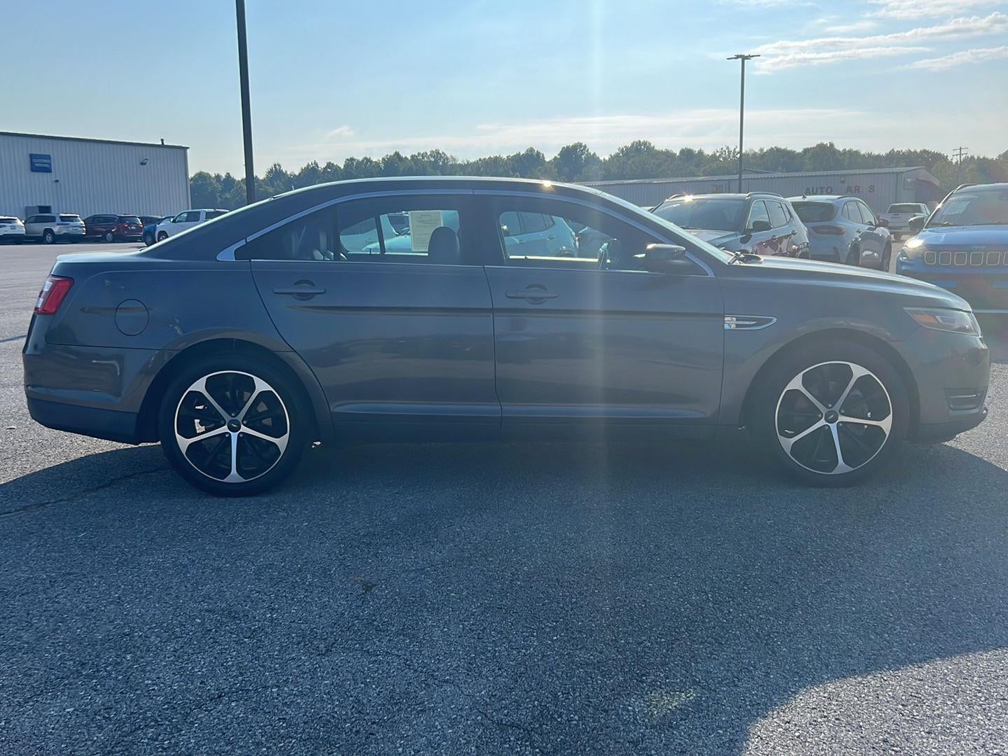 Used 2015 Ford Taurus SEL with VIN 1FAHP2E84FG120513 for sale in Hartford, KY
