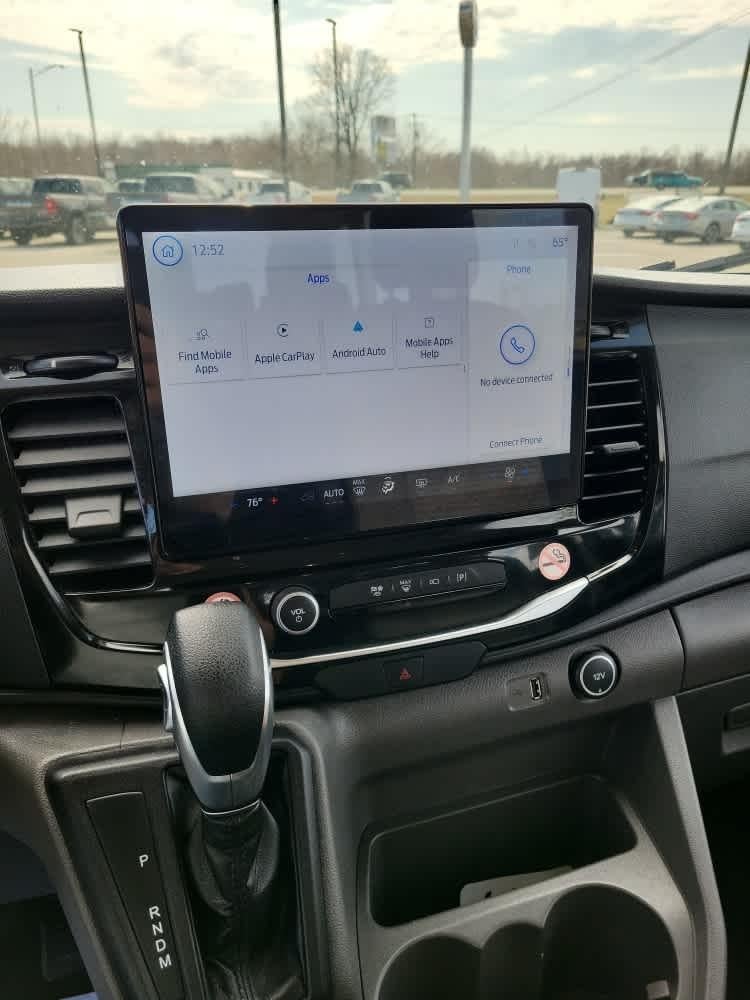 2023 Ford Transit Passenger Wagon XLT