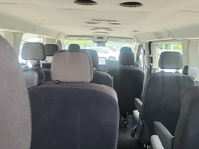 2023 Ford Transit Passenger Wagon XLT
