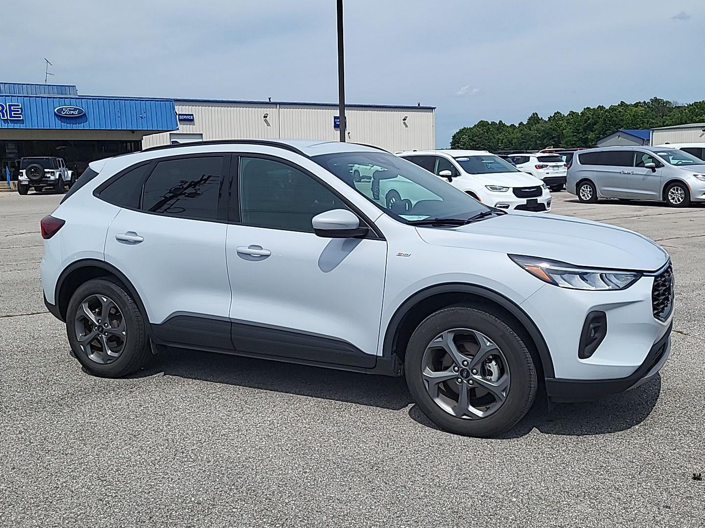 2025 Ford Escape ST-Line Select