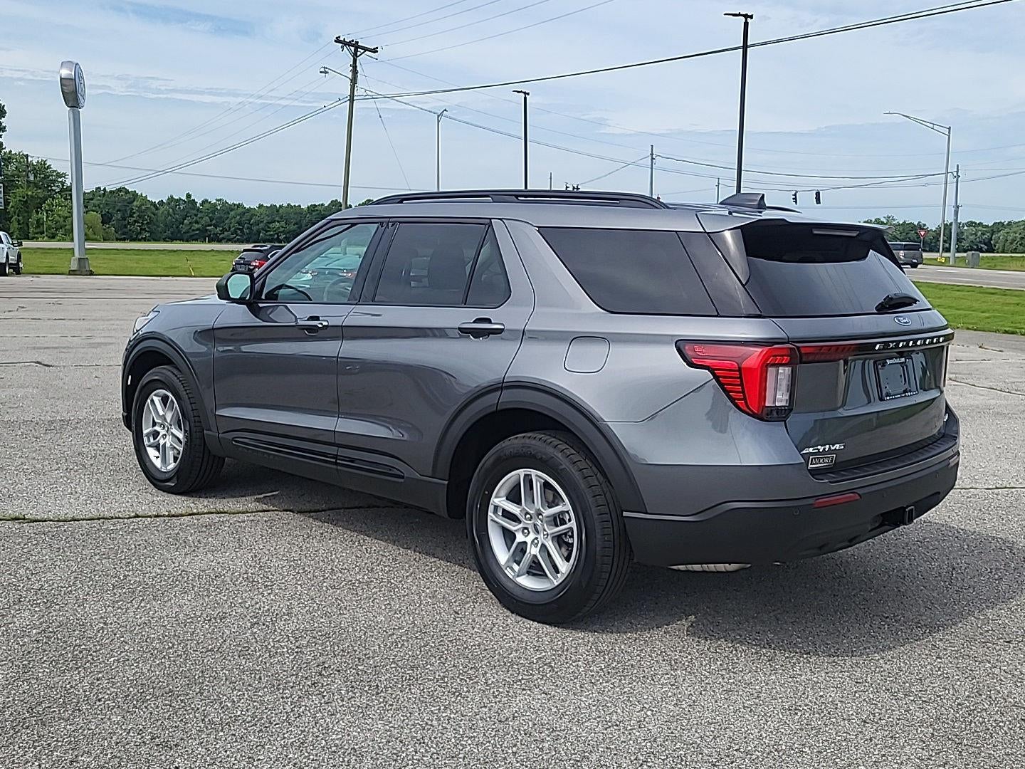 2026 Ford Explorer Active w/200A Pkg