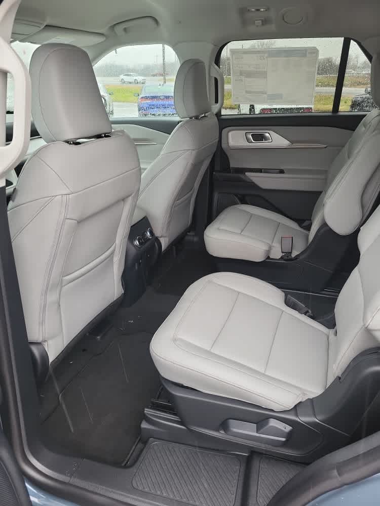 2026 Ford Explorer Active w/100A Pkg