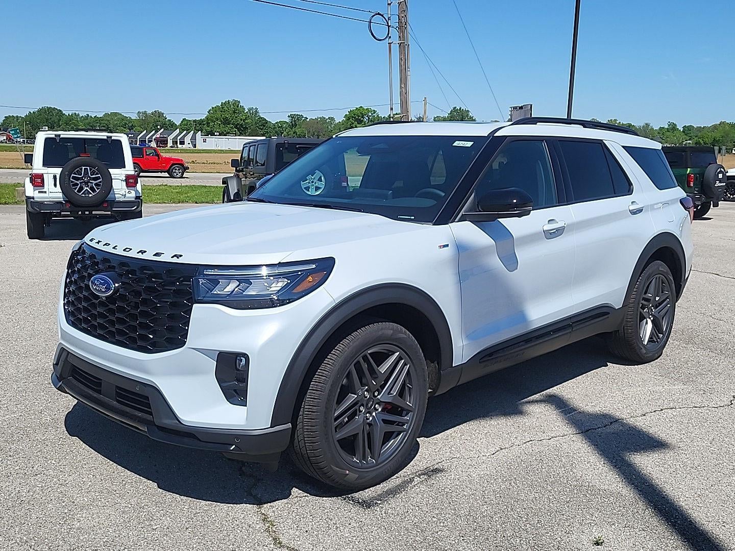 2026 Ford Explorer ST-Line