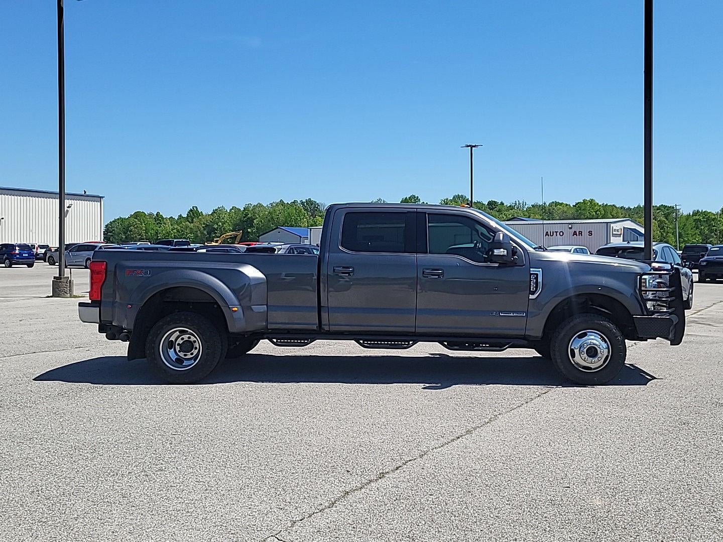 2019 Ford Super Duty F-350 DRW LARIAT