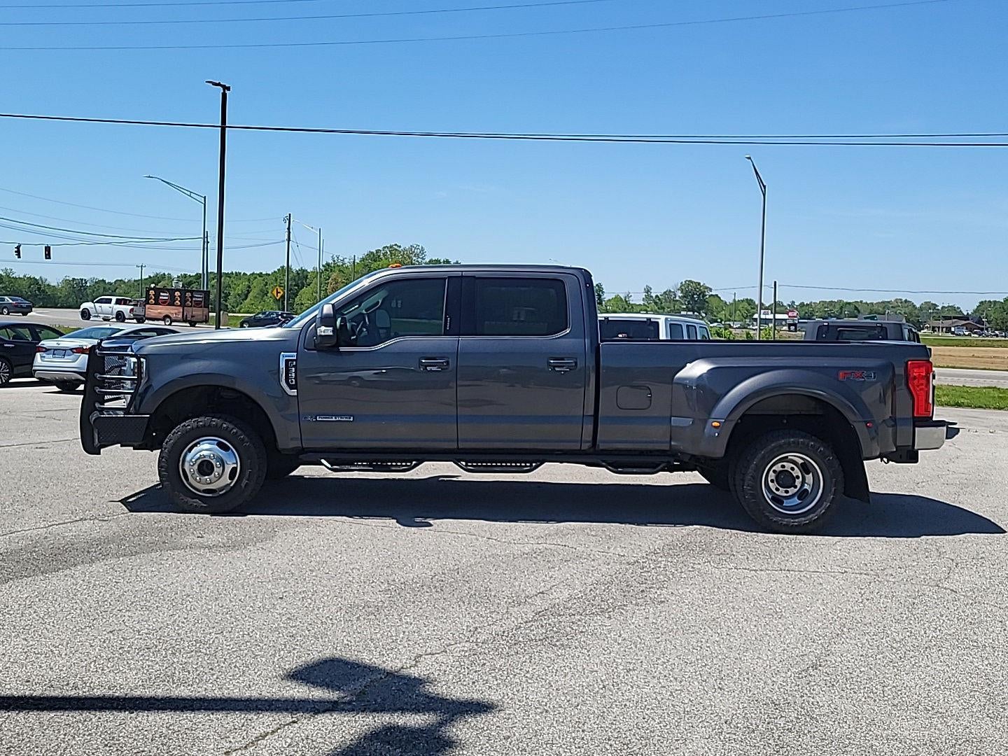 2019 Ford Super Duty F-350 DRW LARIAT