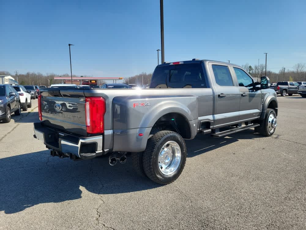 2026 Ford Super Duty F-450 Pickup XL
