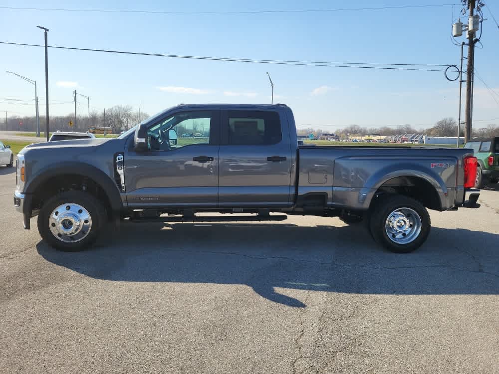 2026 Ford Super Duty F-450 Pickup XL