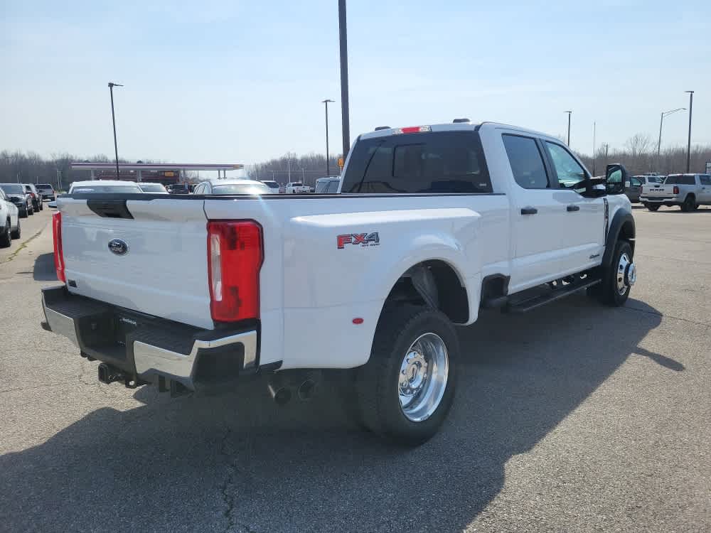 2026 Ford Super Duty F-450 Pickup XL