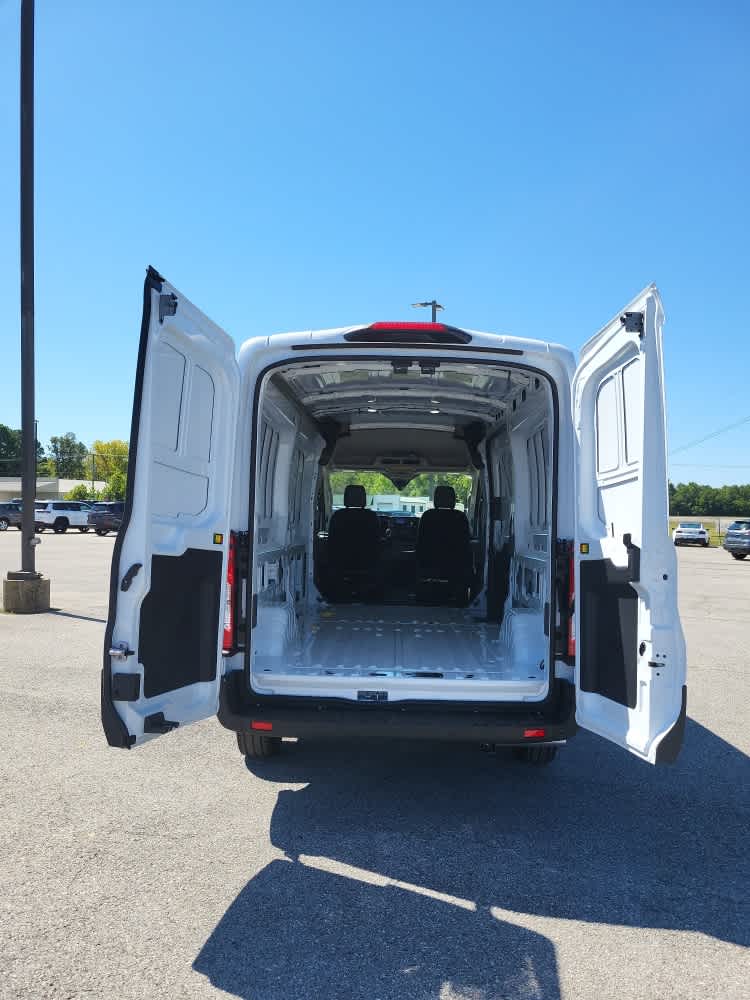 2025 Ford Transit Cargo Van