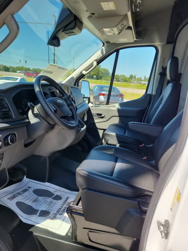 2025 Ford Transit Cargo Van