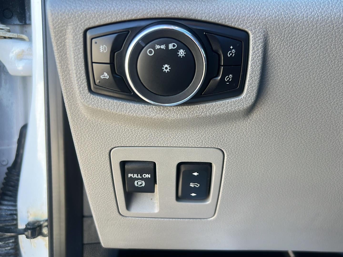 2015 FORD TRUCK F-150 XL