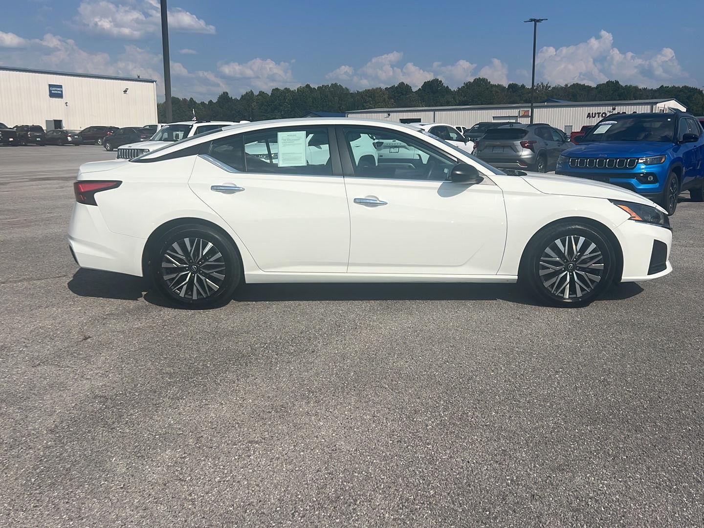 2025 Nissan Altima SV