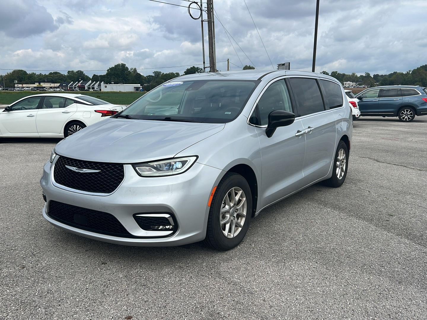 2024 Chrysler Pacifica Touring L