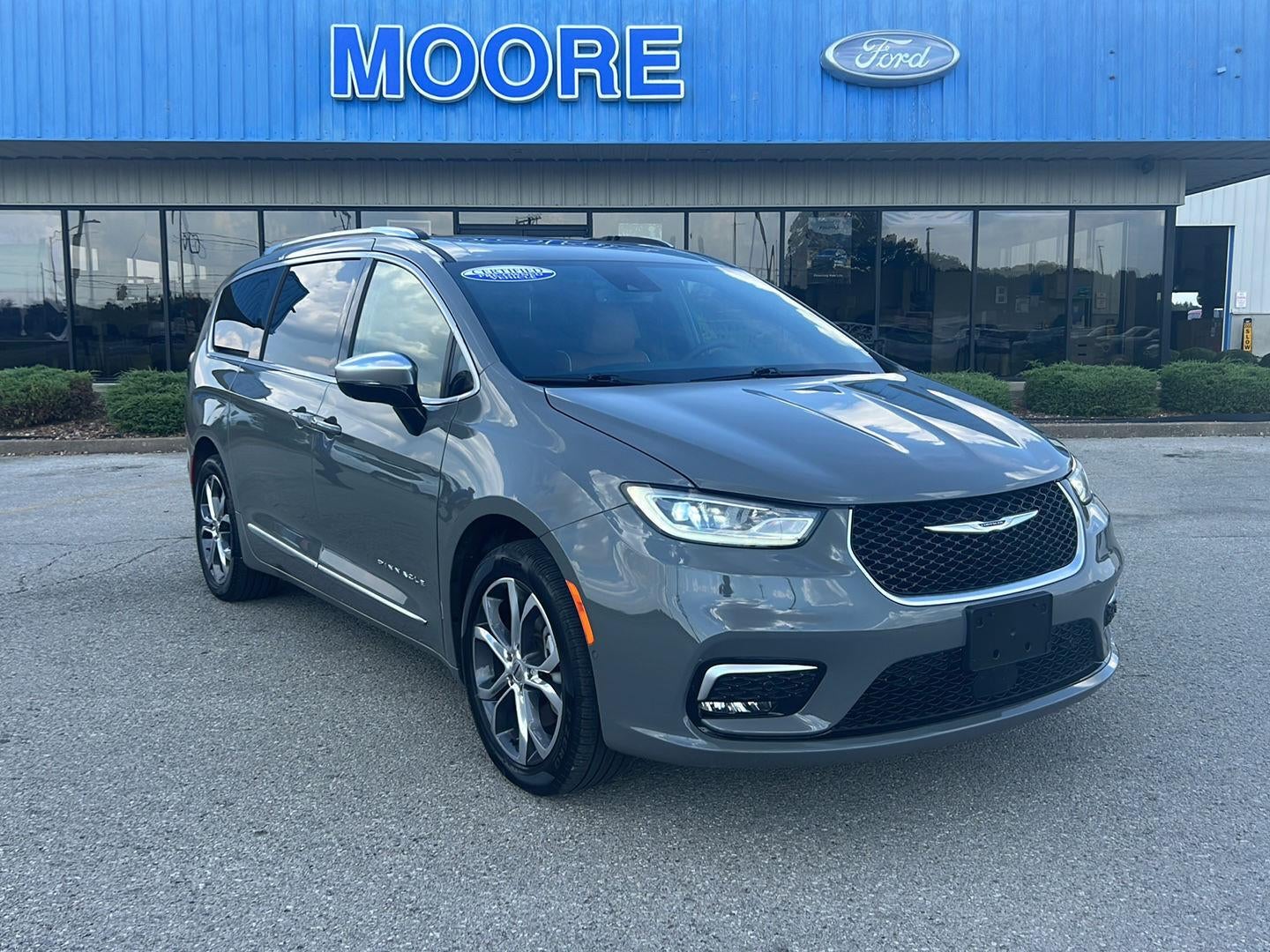 2025 Chrysler Pacifica Pinnacle
