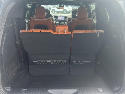 2025 Chrysler Pacifica Pinnacle