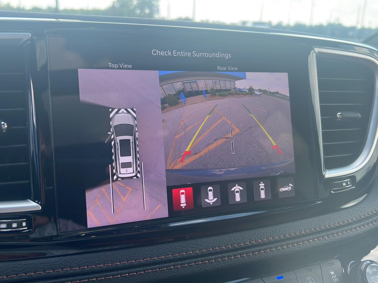 2025 Chrysler Pacifica Pinnacle