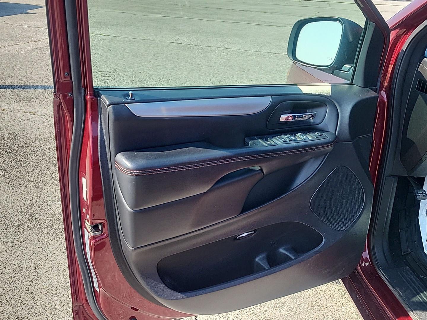 2020 Dodge Grand Caravan GT