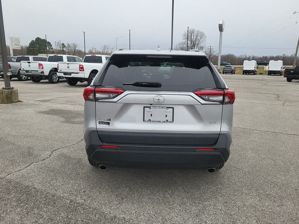 2024 Toyota RAV4 XLE