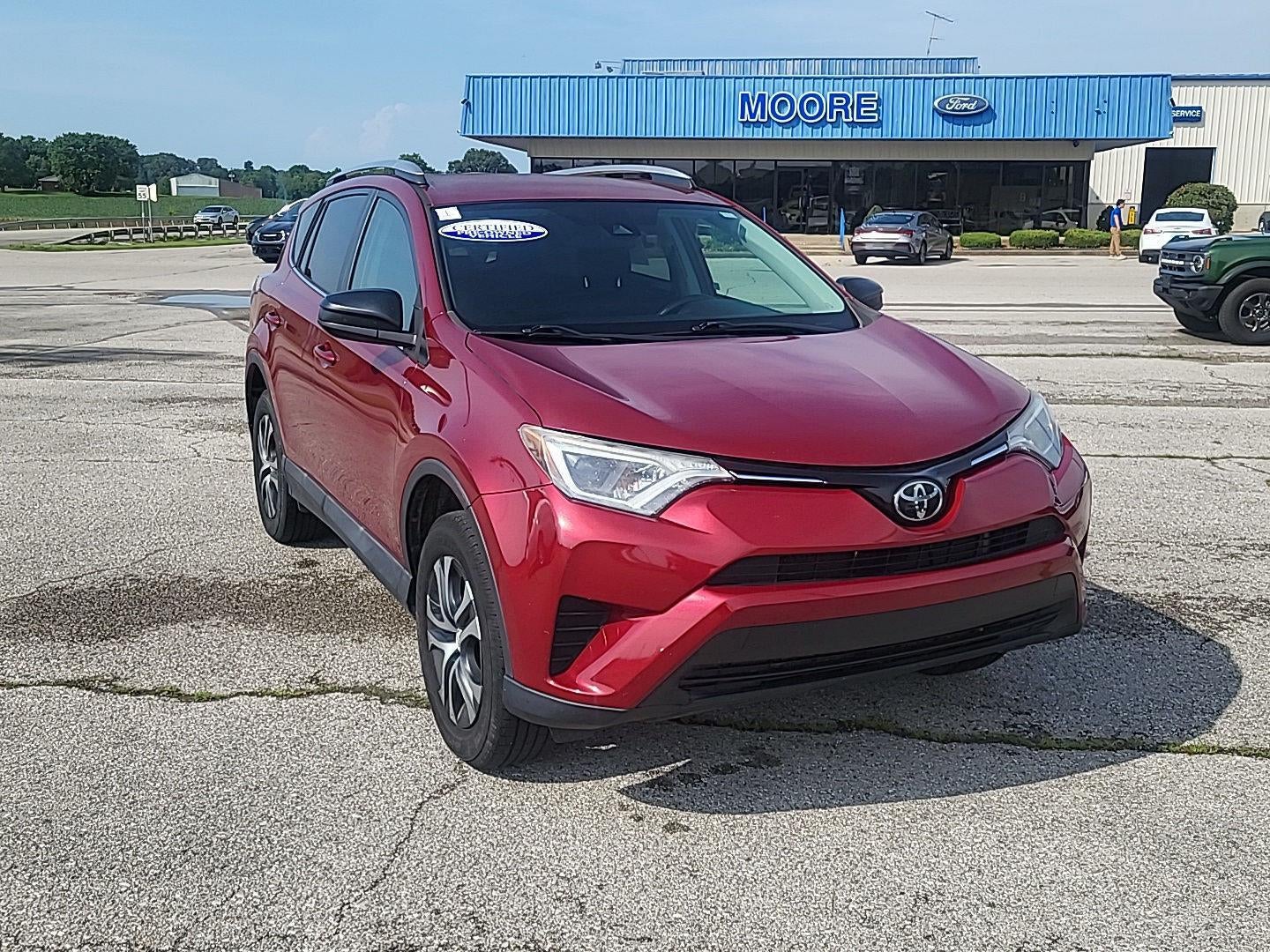 Used 2018 Toyota RAV4 LE with VIN 2T3ZFREV5JW494433 for sale in Hartford, KY