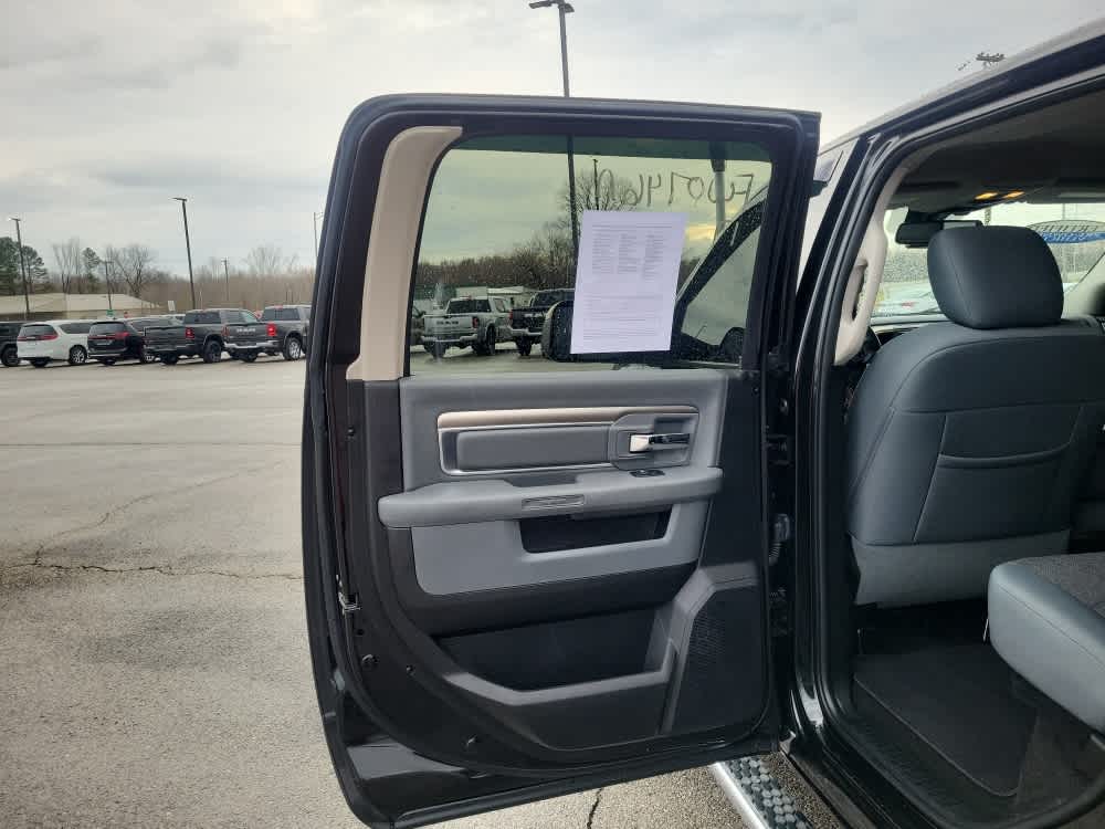 2017 RAM 1500 Big Horn