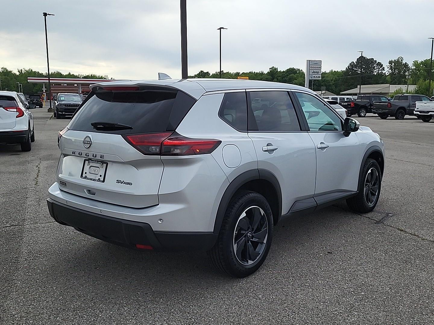 2024 Nissan Rogue SV
