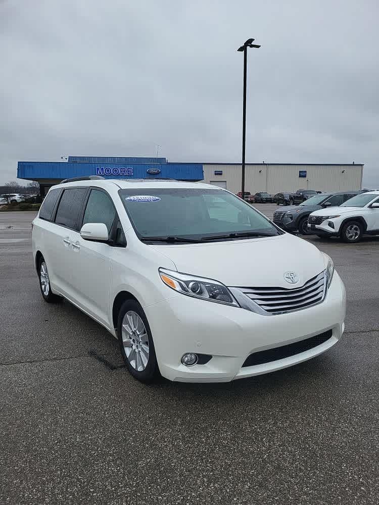 2016 Toyota Sienna Limited Premium 7-Passenger