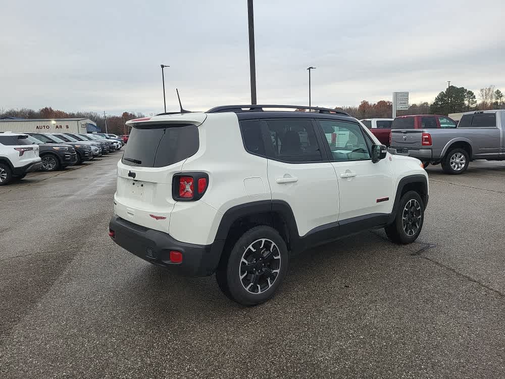 2023 Jeep Renegade Trailhawk