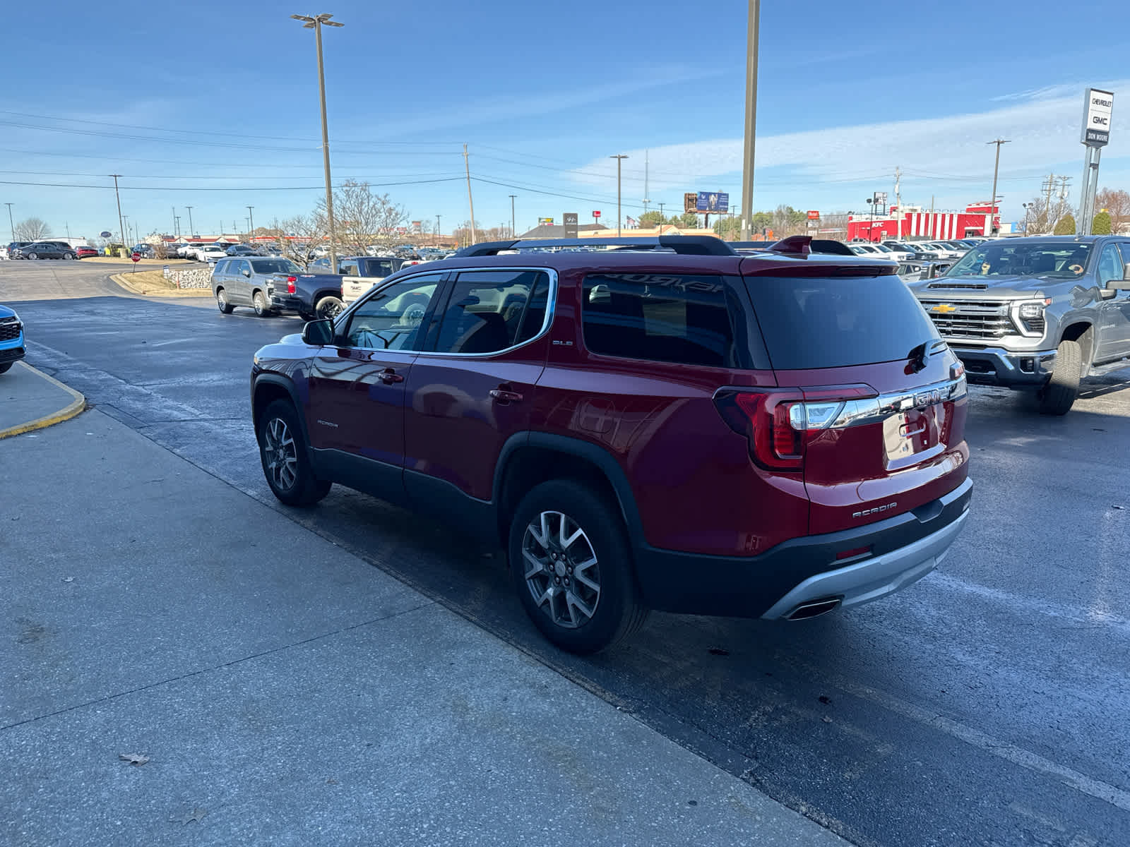 2023 GMC Acadia SLE