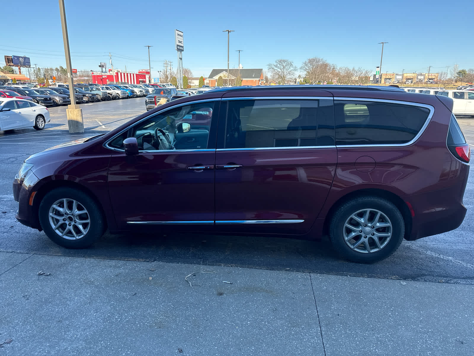 2020 Chrysler Pacifica Touring L