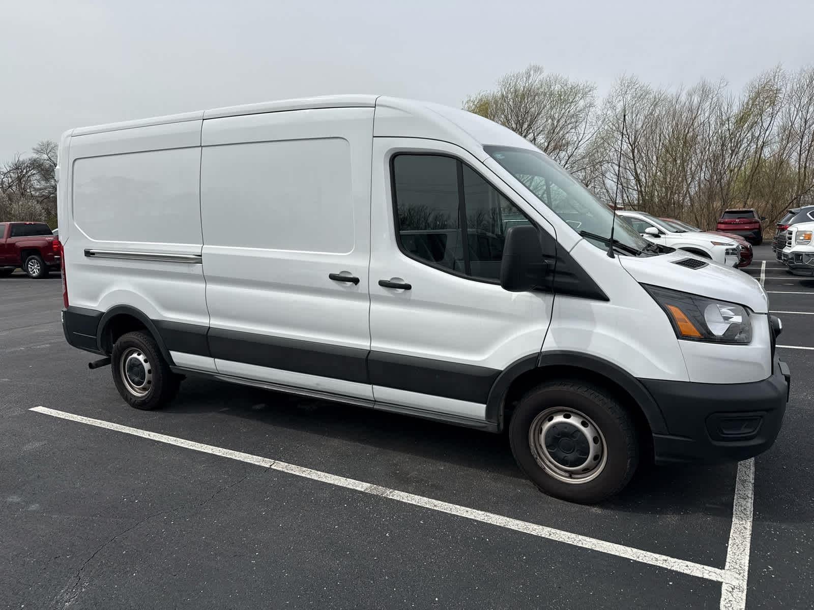 2023 Ford Transit Cargo Van T250 MD RF RWD
