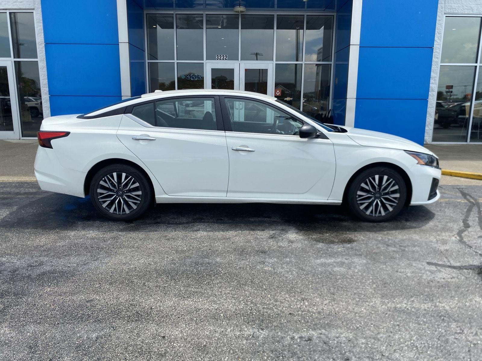 2025 Nissan Altima SV