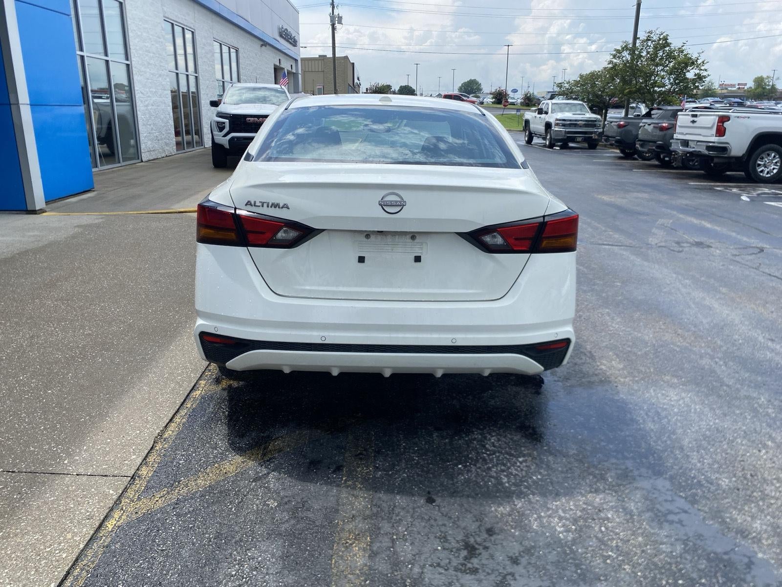 2025 Nissan Altima SV