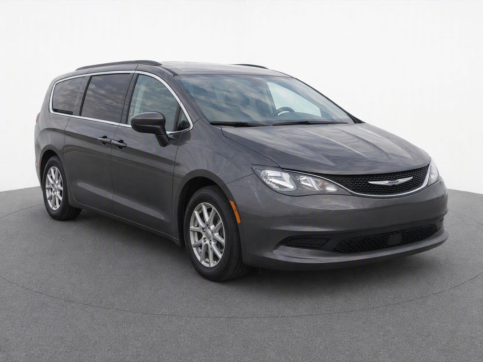 2021 Chrysler Voyager