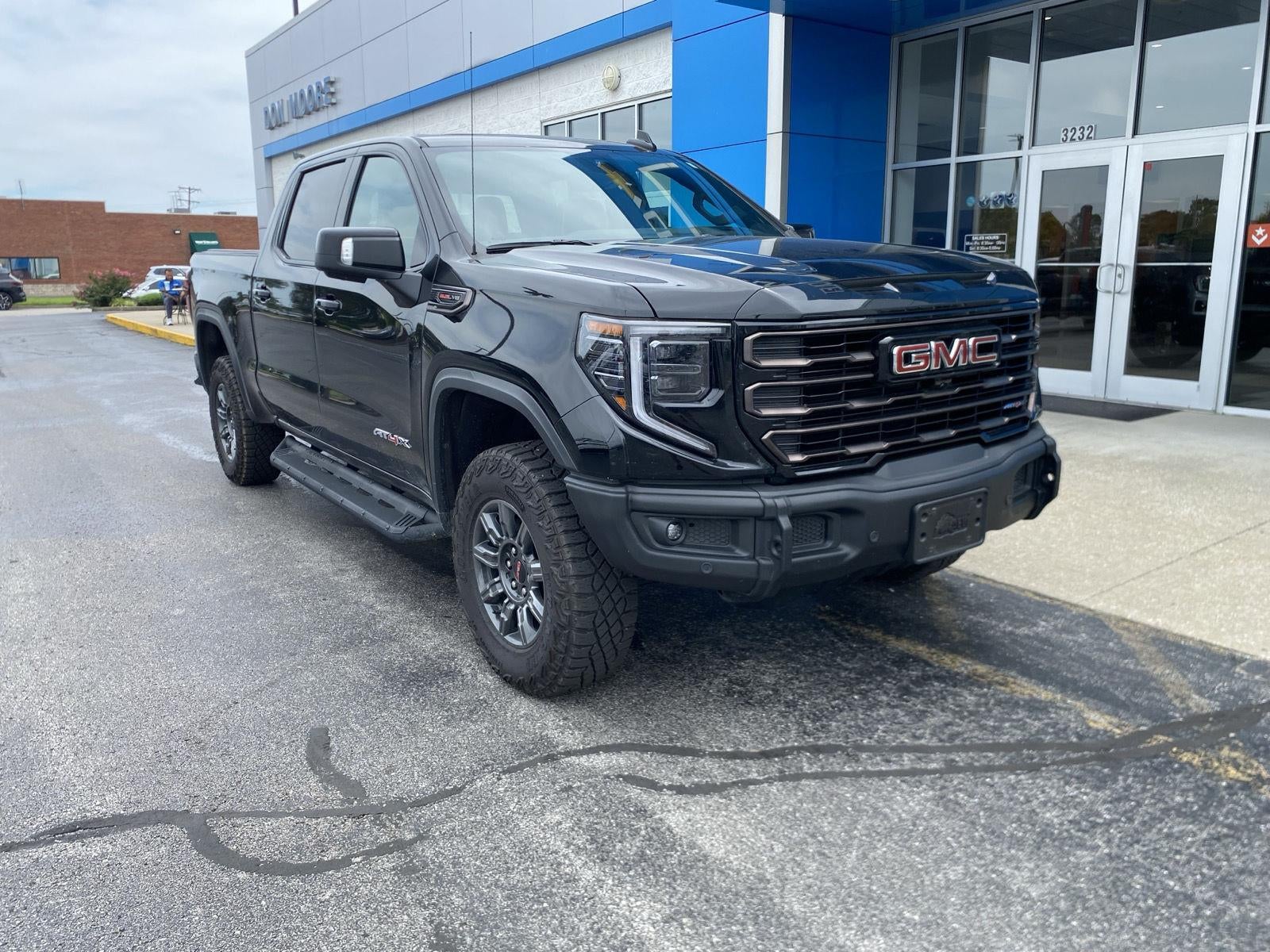2024 GMC Sierra 1500 AT4X