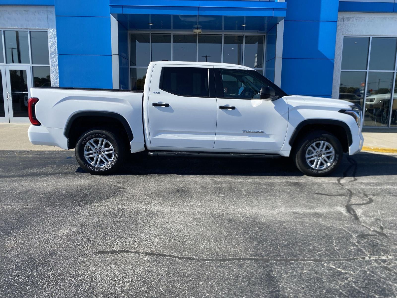 2022 Toyota Tundra 4WD SR5