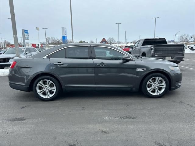 2016 Ford Taurus SEL