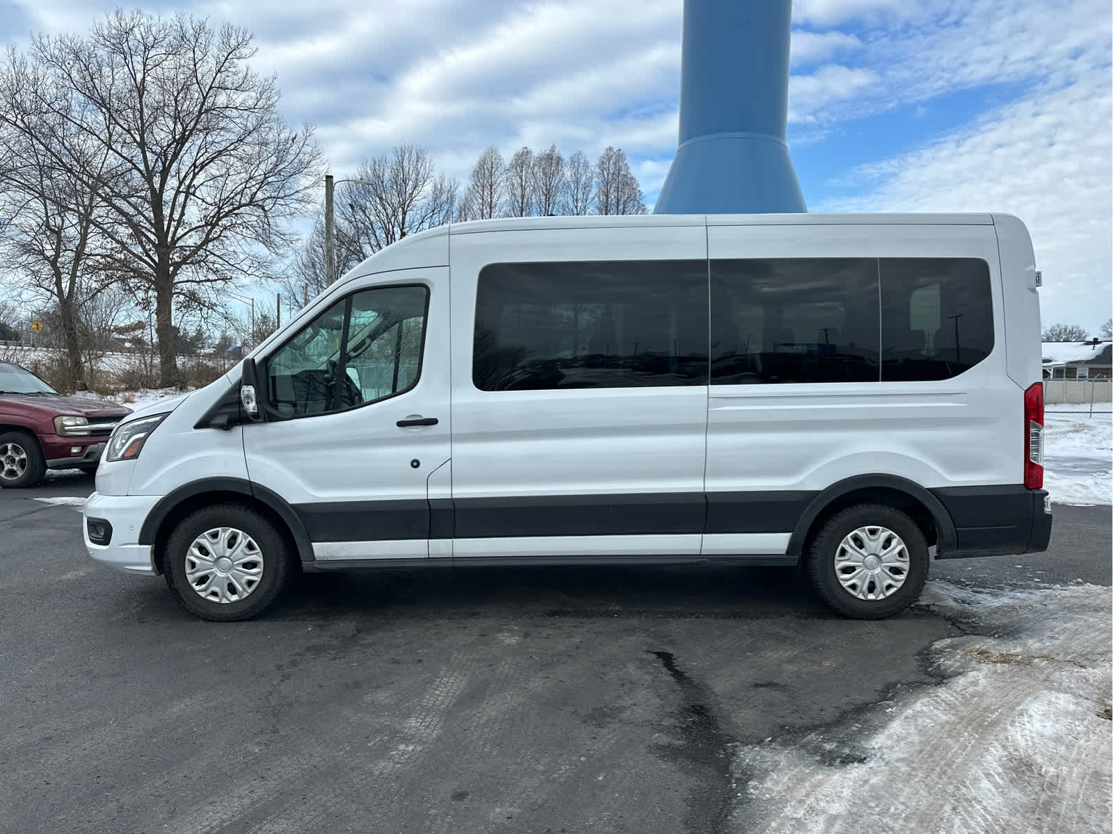 2023 Ford Transit Passenger XLT