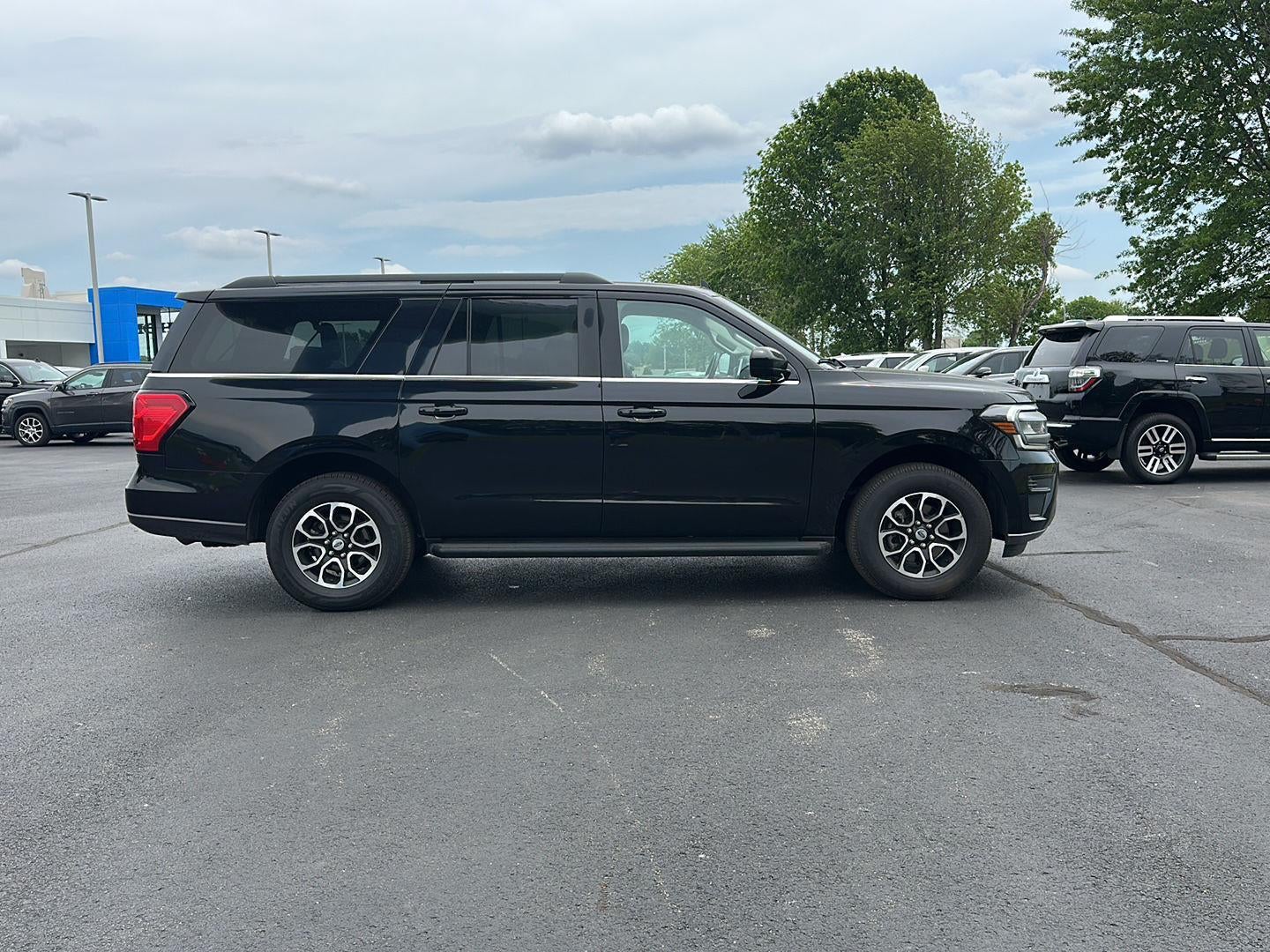 2024 Ford Expedition Max XLT