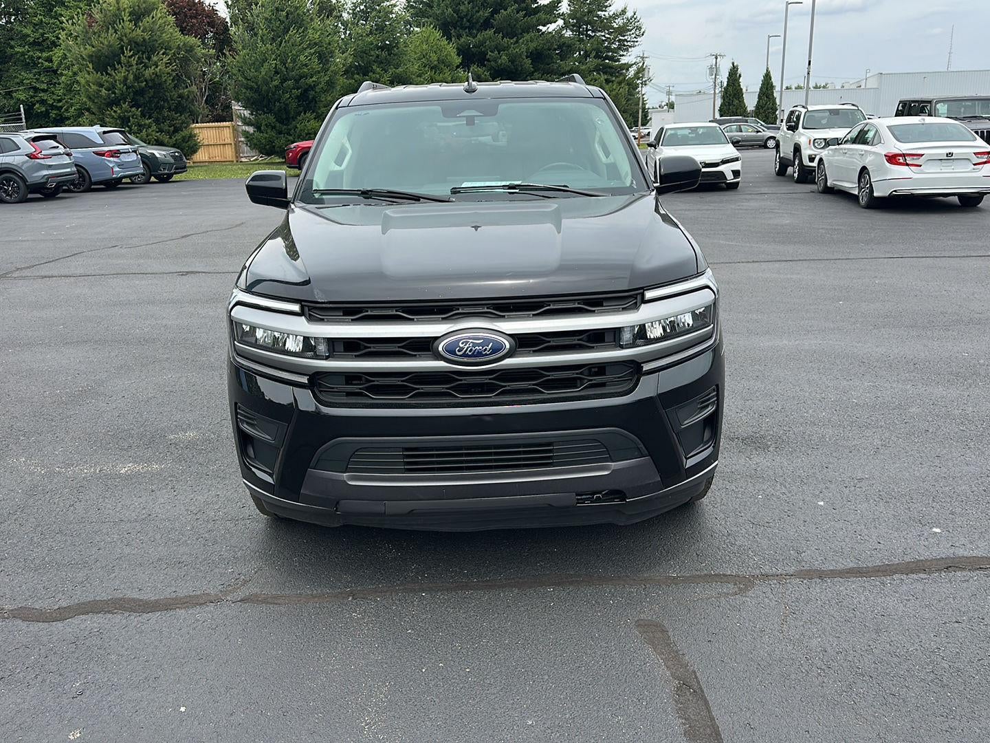 2024 Ford Expedition Max XLT