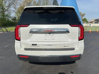 2022 GMC Yukon SLT