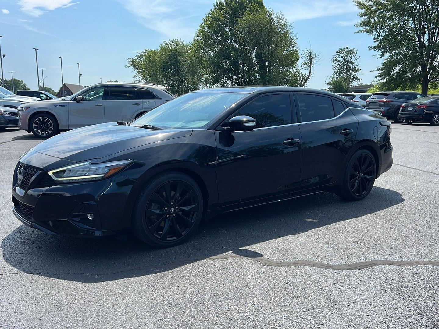 2023 Nissan Maxima SR