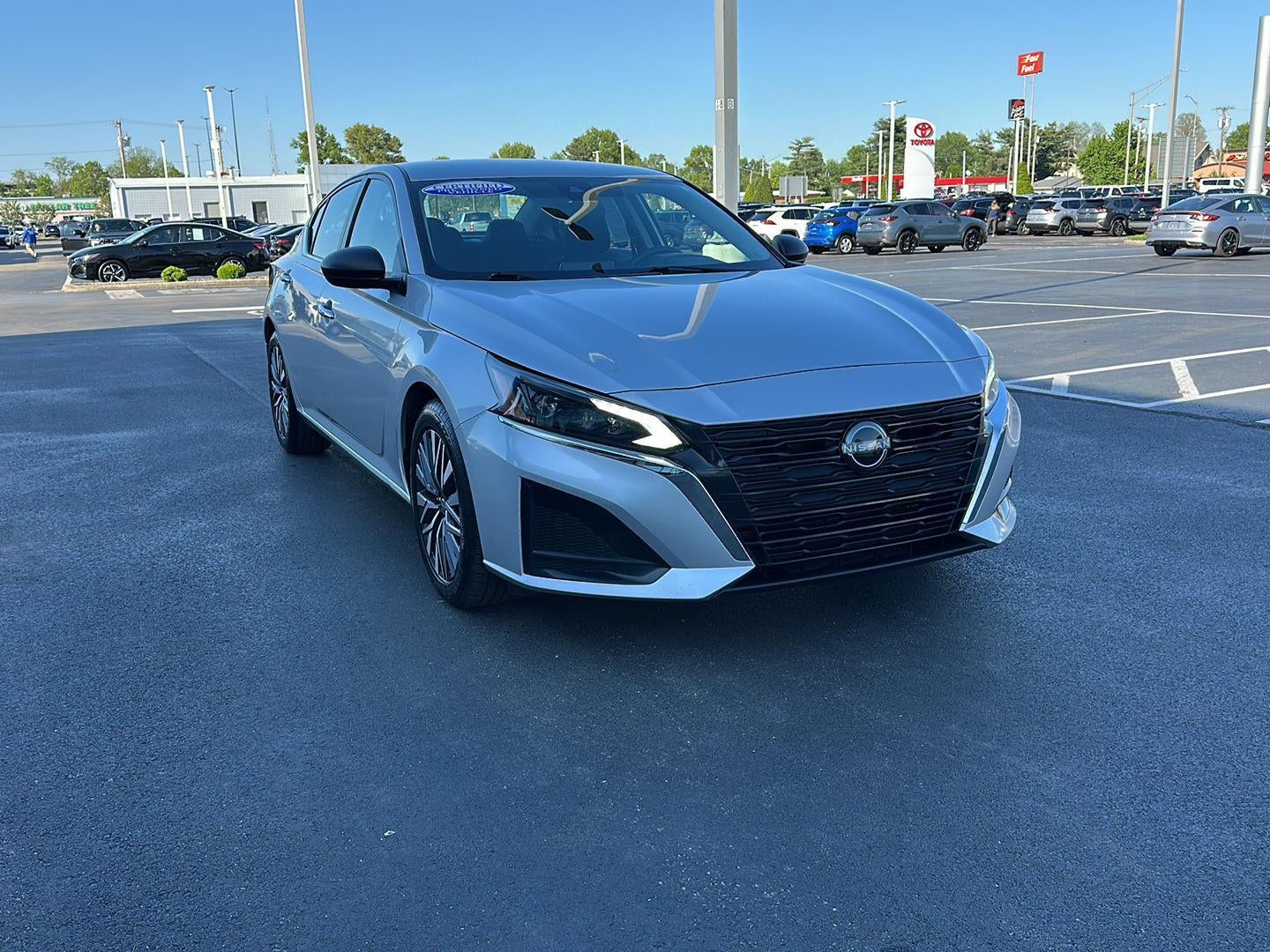 2024 Nissan Altima 2.5 SV