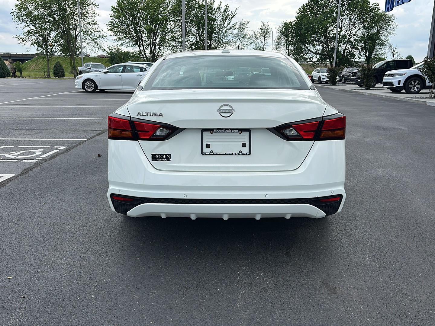 2025 Nissan Altima SV