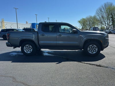 2024 Nissan Frontier SV