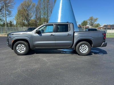 2024 Nissan Frontier SV