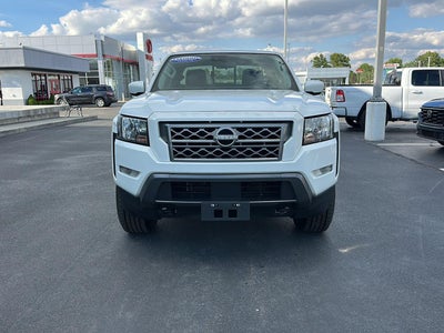 2023 Nissan Frontier SV