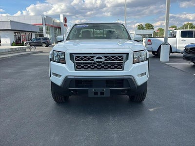 2023 Nissan Frontier SV