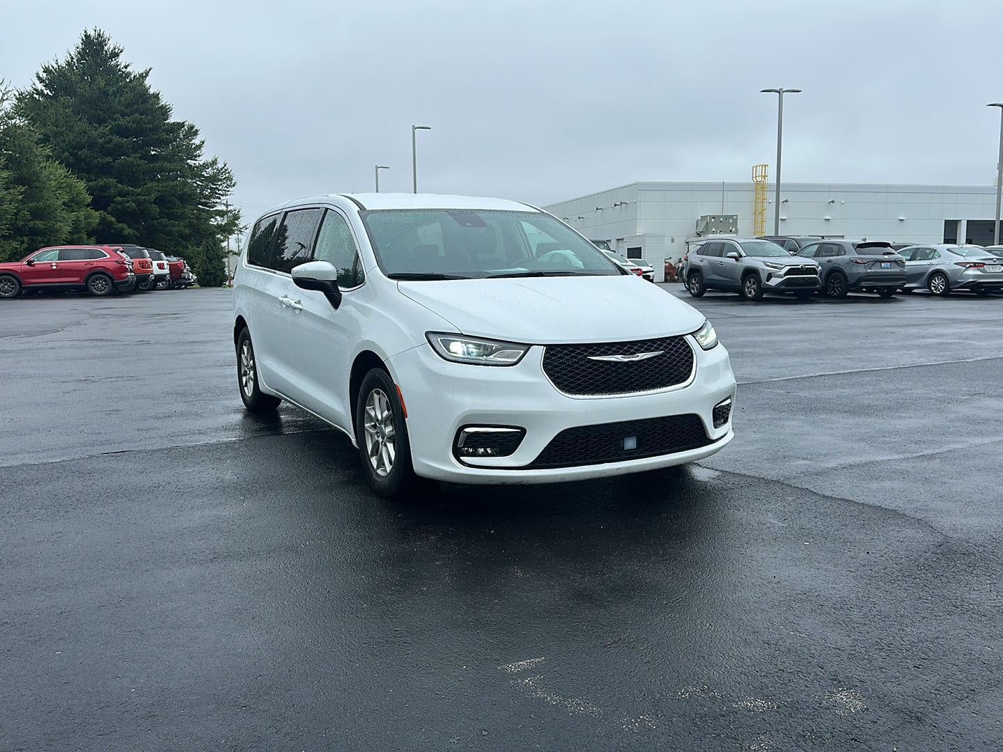 2023 Chrysler Pacifica Touring L