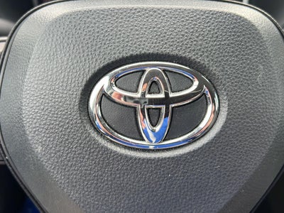 2024 TOYOTA TRUCK RAV4 XLE